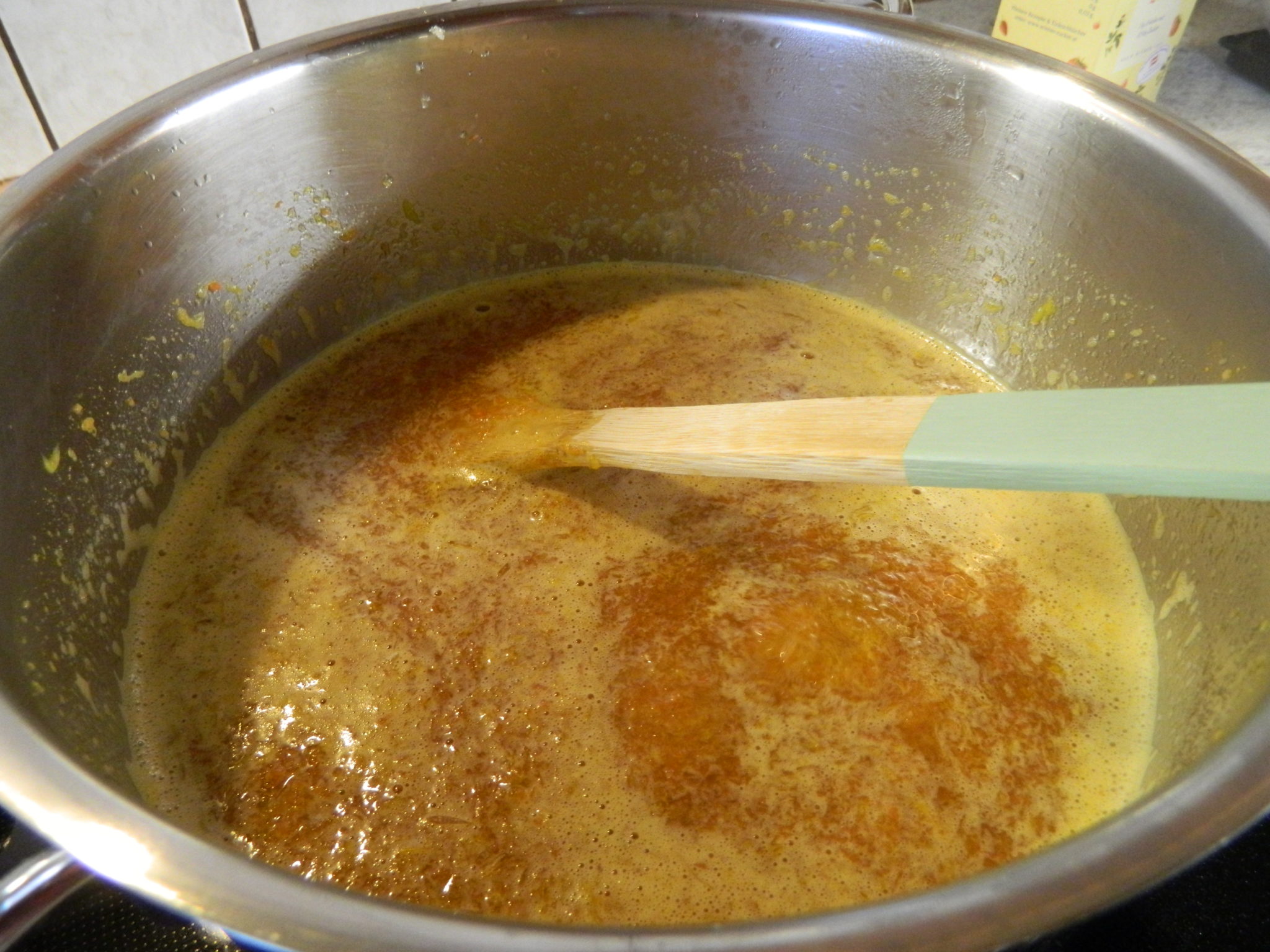 Ein Vorgeschmack auf Ostern: köstlicher Orangen-Karotten ... Ein Vorgeschmack auf Ostern: köstlicher Orangen-Karotten ...