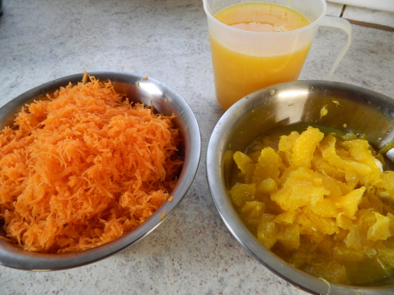 Ein Vorgeschmack auf Ostern: köstlicher Orangen-Karotten ... Ein Vorgeschmack auf Ostern: köstlicher Orangen-Karotten ...